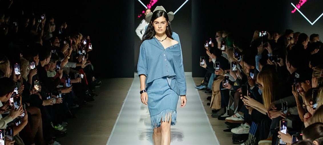 COURO RASTREÁVEL E ALGODÃO REGENERATIVO: A MODA BRASILEIRA BRILHA NO BRICS + FASHION SUMMIT 2024