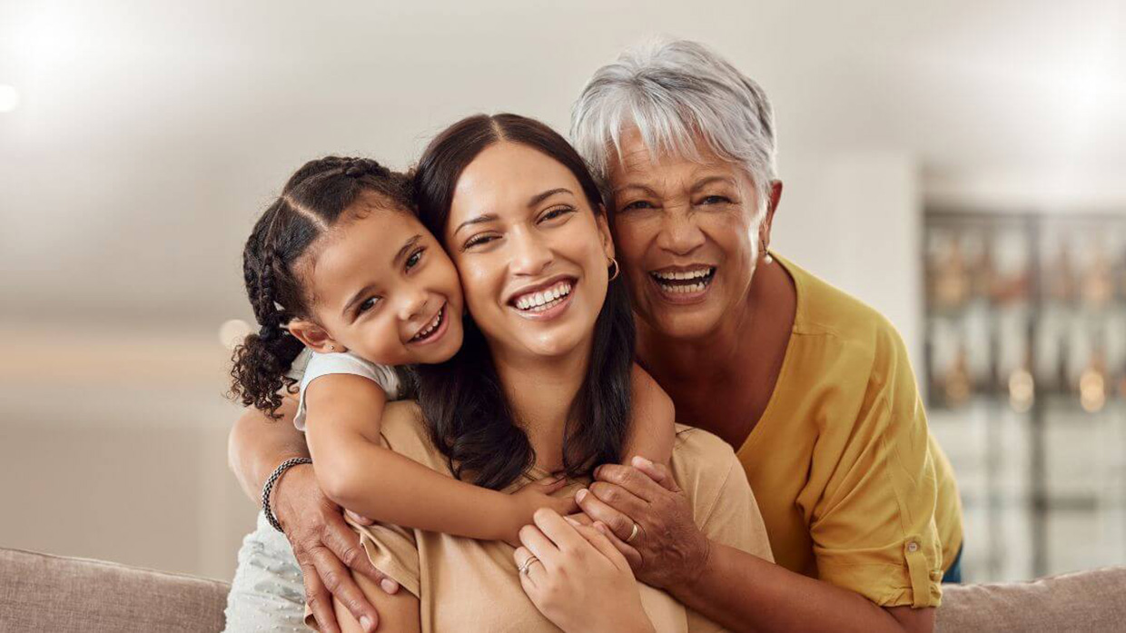 DIA DAS MÃES 2025: EXPECTATIVA MODERADA PARA O VAREJO DE MODA NACIONAL