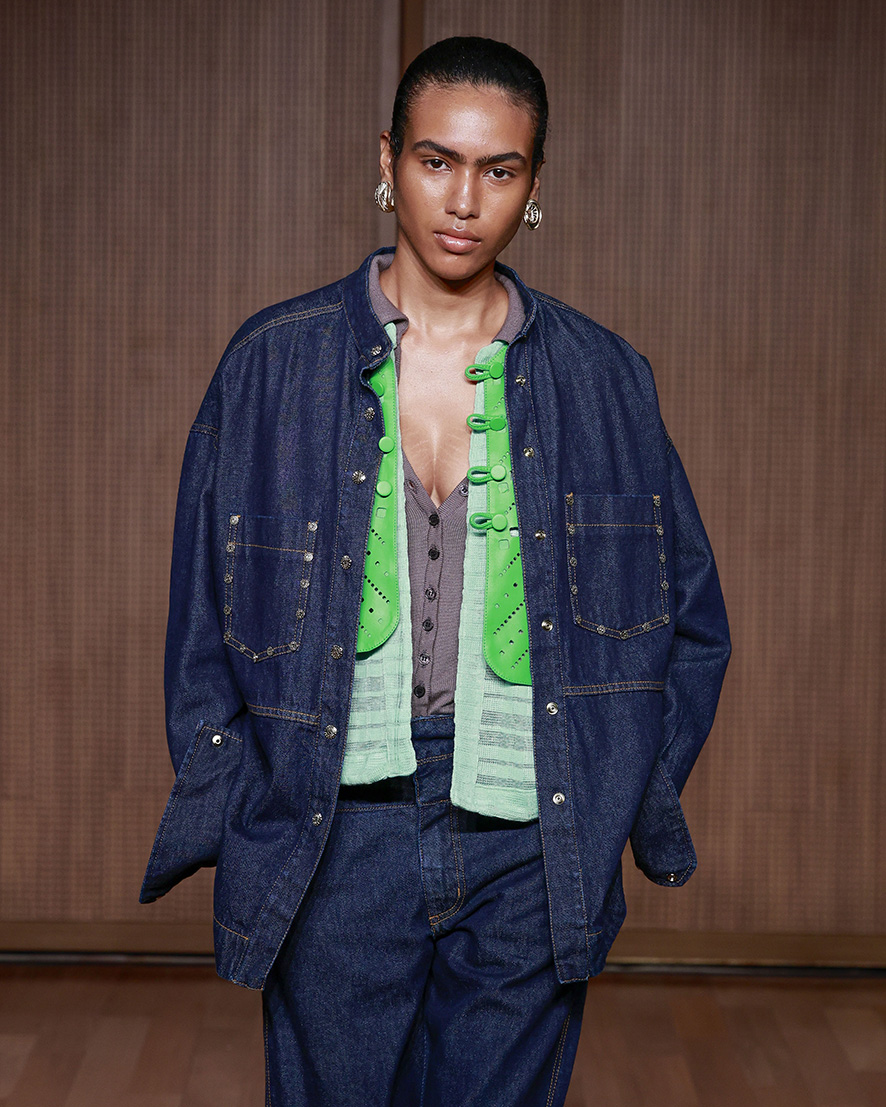 CAPRICÓRNIO + LILLY SARTI NA SPFW N60
