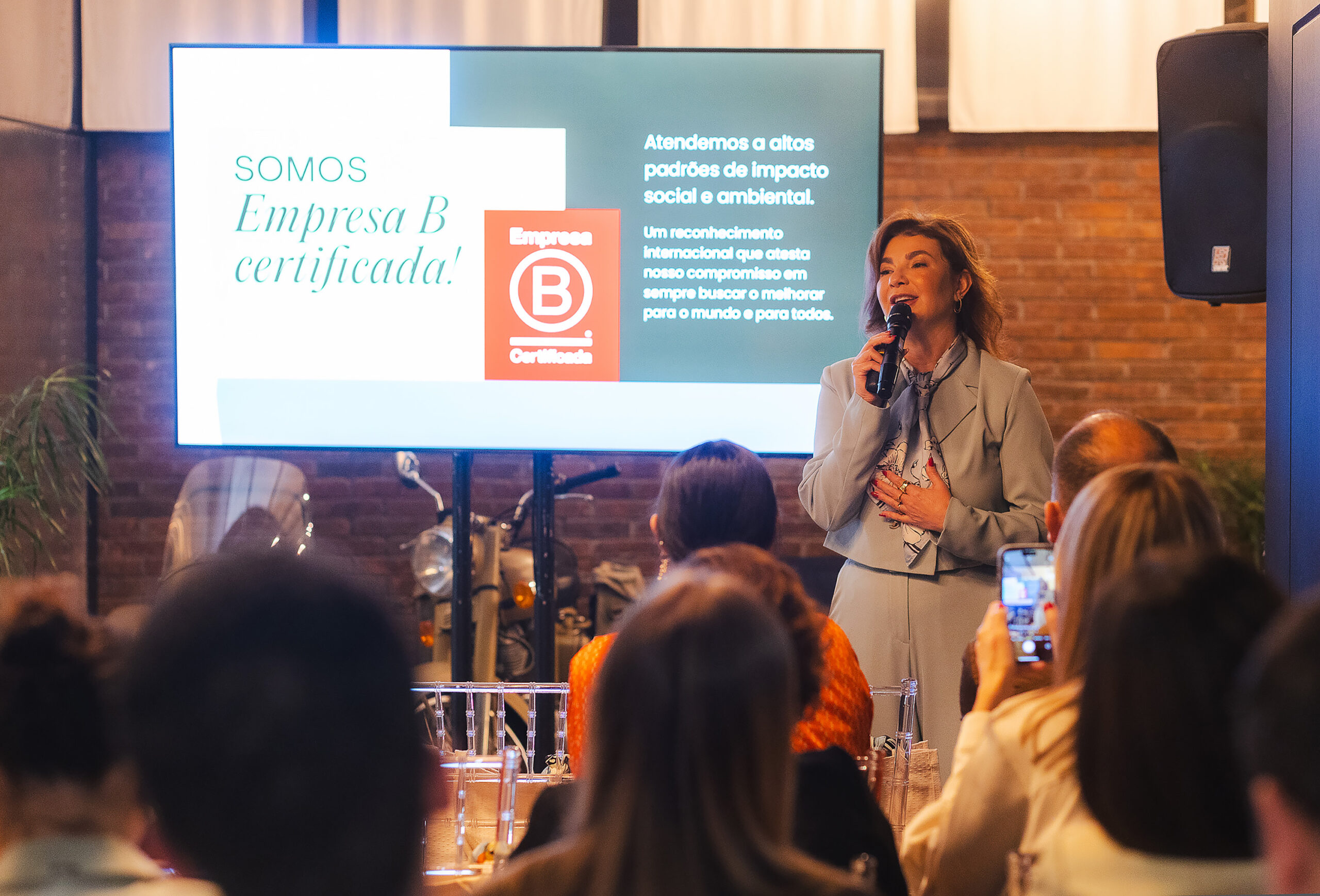 LUNELLI RECEBE CERTIFICAÇÃO DO SISTEMA B
