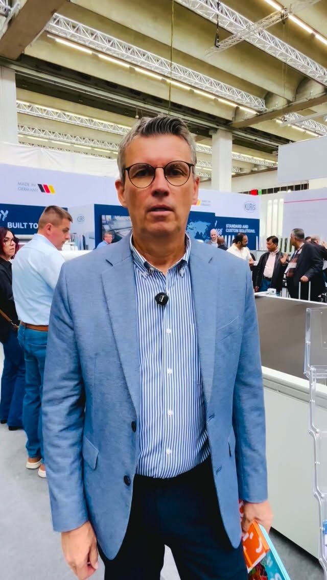 Instagram post from costuraperfeitarevista. This post is in position 0.