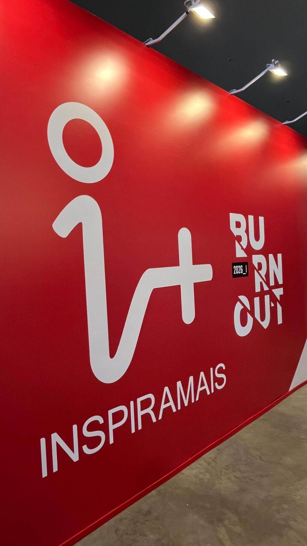 Instagram post from costuraperfeitarevista. This post is in position 8.