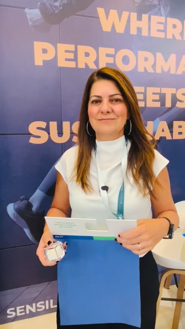 Instagram post from costuraperfeitarevista. This post is in position 9.